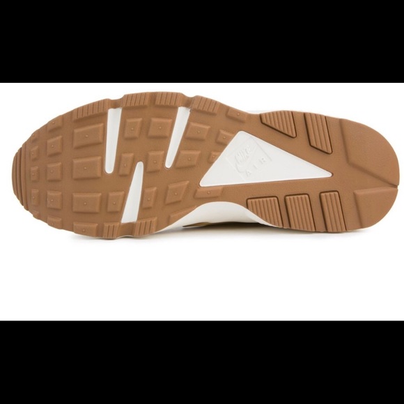 Sold !!Nike Air Huarache man size 9.5 med brown 👟 - Picture 7 of 8